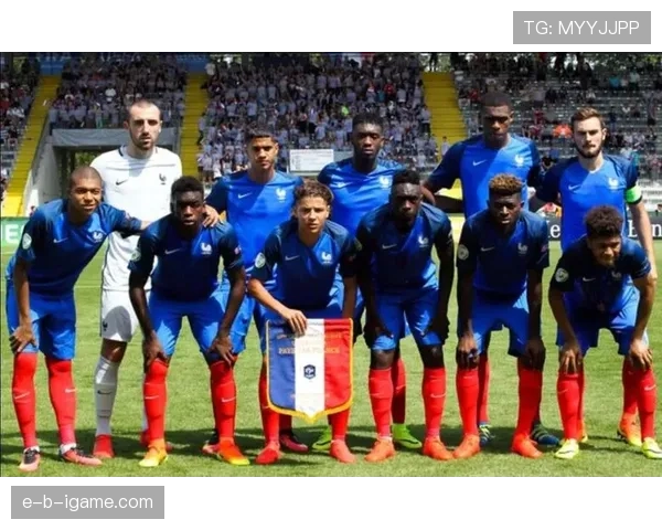 姆巴佩力推邦迪青训计划,助力发掘下一代足球新星 姆巴佩力推邦迪青训计划,助力发掘下一代足球新星